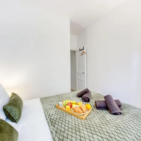 Le Cocon Parisien - 3 Min Metro Apartment